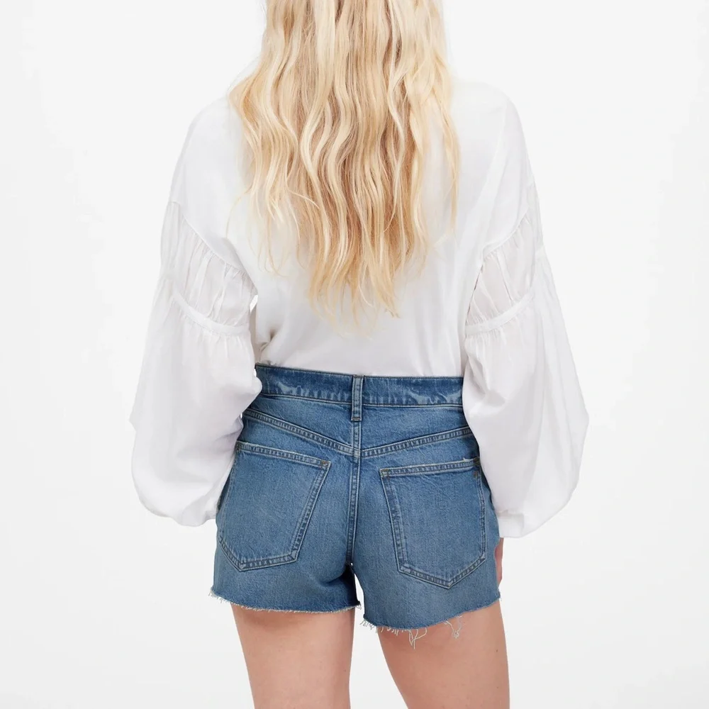 Madewell The Perfect Jean Shorts in Lockeford wash - Picture 2 of 10
